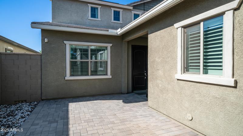 9936 E Revolution Dr Exterior Photos-14