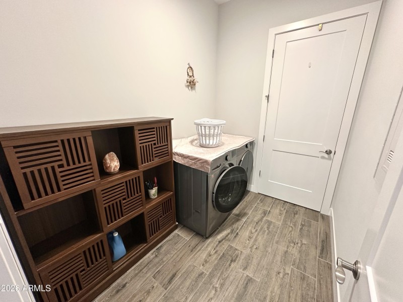 Laundry Room--Full Size