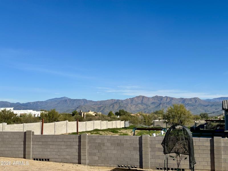 Backyard Mountain Views to the East