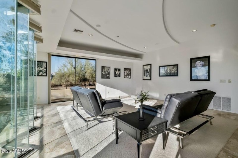 front entertain room