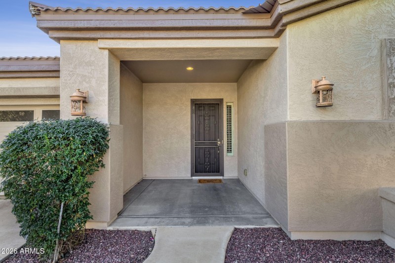 5-web-or-mls-4521-e-carob-dr
