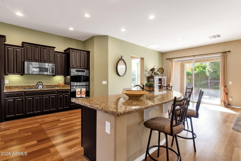 23-web-or-mls-4521-e-carob-dr