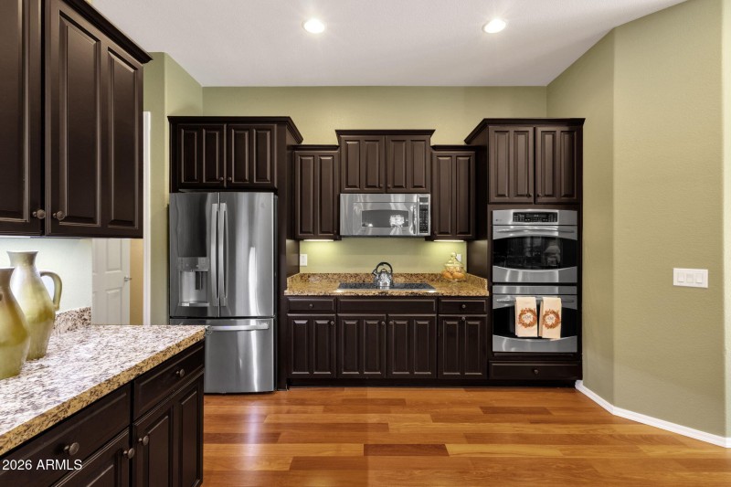 24-web-or-mls-4521-e-carob-dr