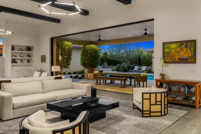 53indoor outdoor living_twilight
