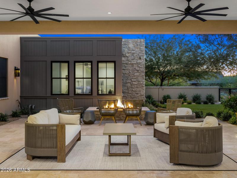 58front courtyard_twilight