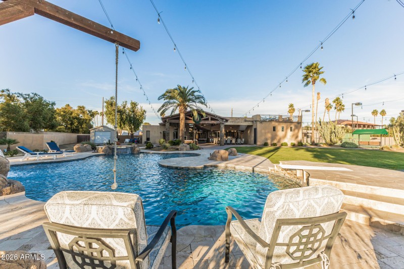 Resort Style Heated Pool & Spa