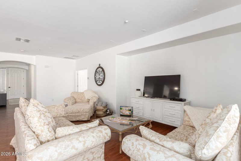 0007-07 Dove Wing 12122