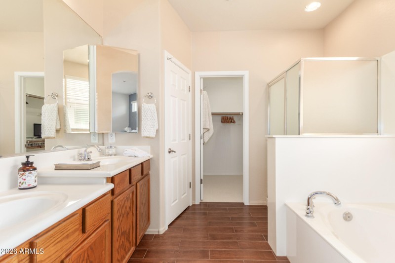 0023-23 Dove Wing 12122