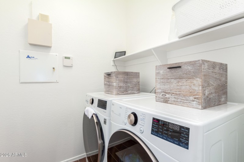 0032-32 Dove Wing 12122