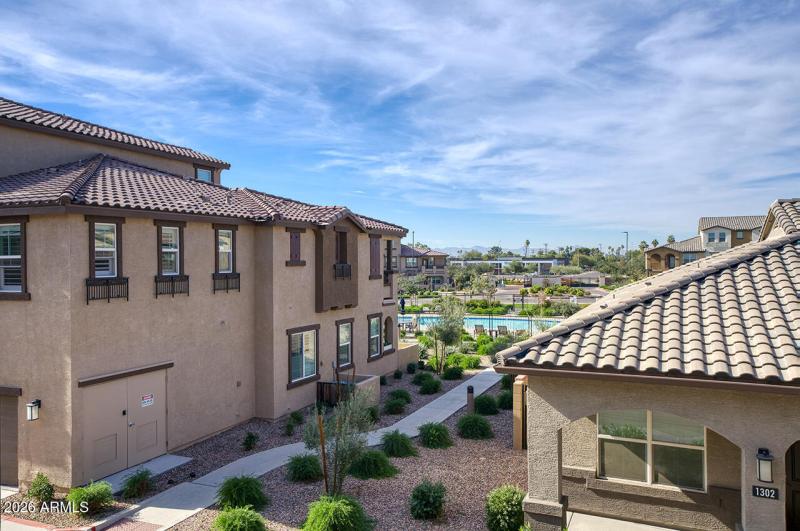 1255 N ARIZONA AVE 1298