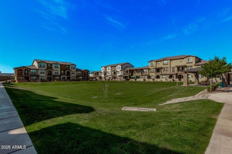 Tre Vicino's Community Amenities