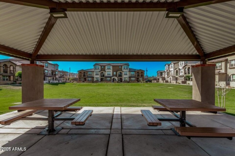 Tre Vicino's Community Amenities