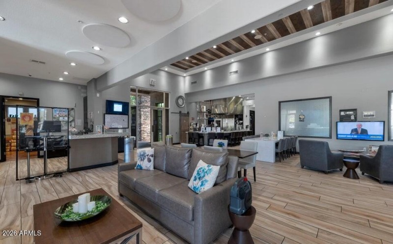 20251122154718276455000000-o