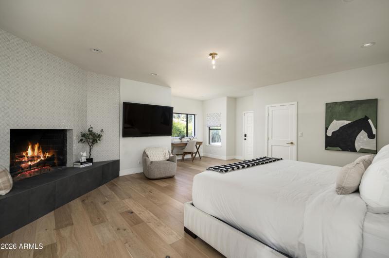 10111 E Cholla St-33