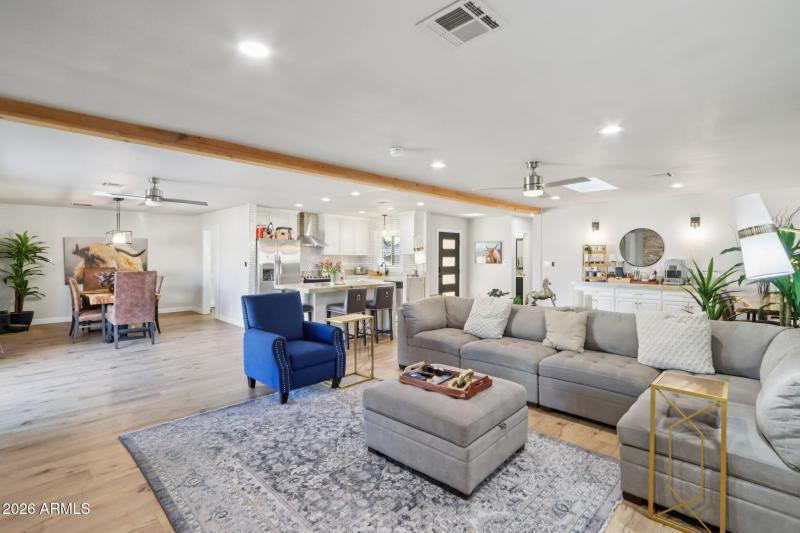 10-web-or-mls-N 82nd St-S1601-010