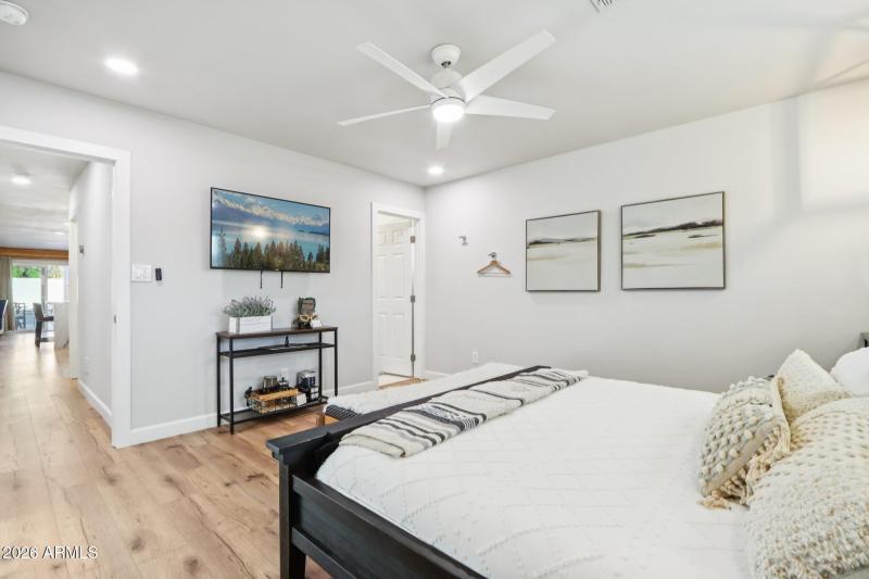 28-web-or-mls-N 82nd St-S1601-028