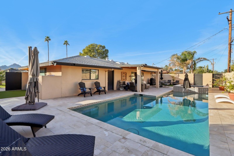 39-web-or-mls-N 82nd St-S1601-039