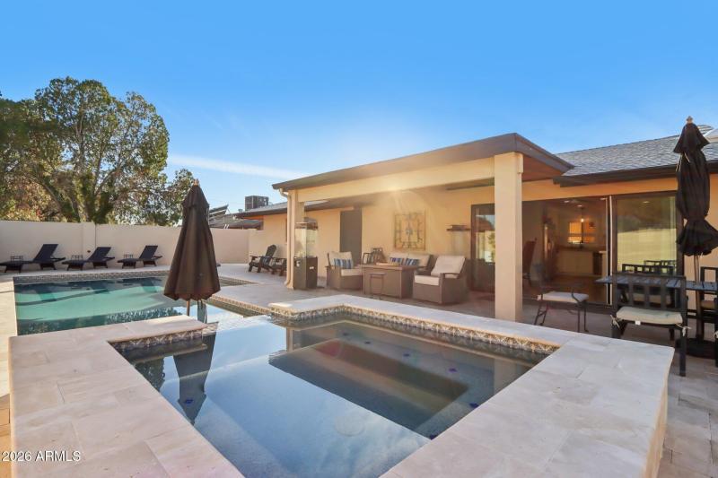 42-web-or-mls-N 82nd St-S1601-042