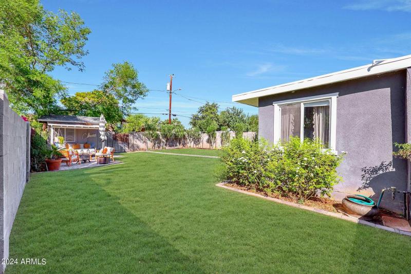 EXTERIORS WITH GRASS REPAIR (4)