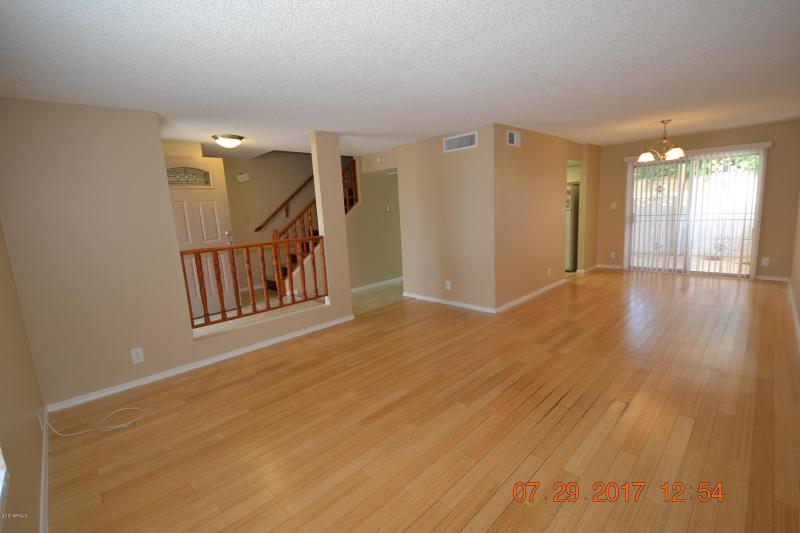 Living Room.Dining Room