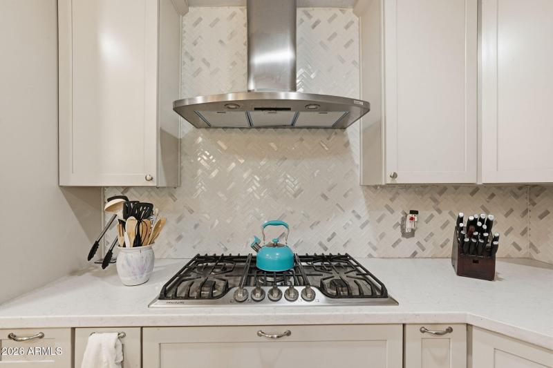 10046 E Hummingbird Lane