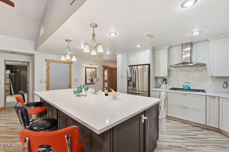 10046 E Hummingbird Lane