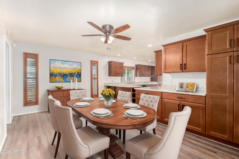 12-46th - Dining Room - Standard - 0