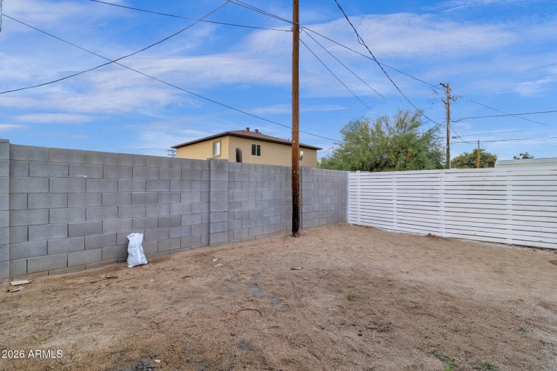 73-web-or-mls-2334-w-morten-ave