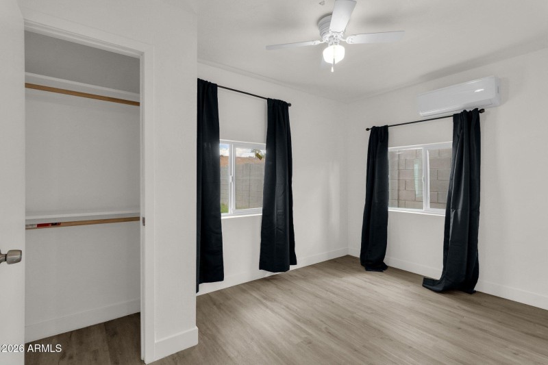 57-web-or-mls-2334-w-morten-ave