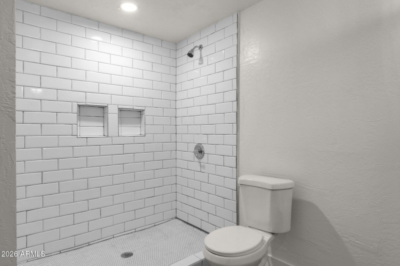 35-web-or-mls-2334-w-morten-ave