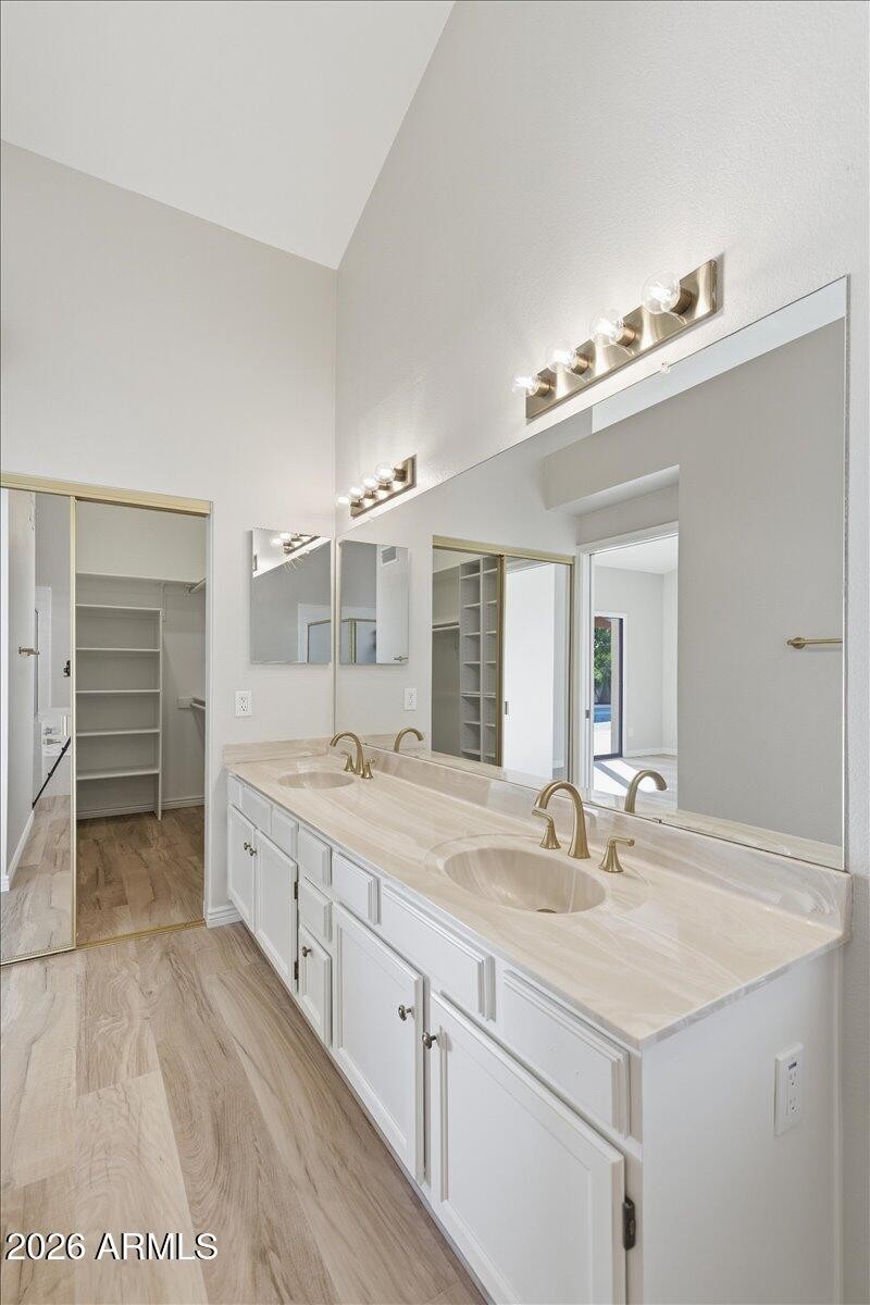 Mirrored Access to Spacious Closet