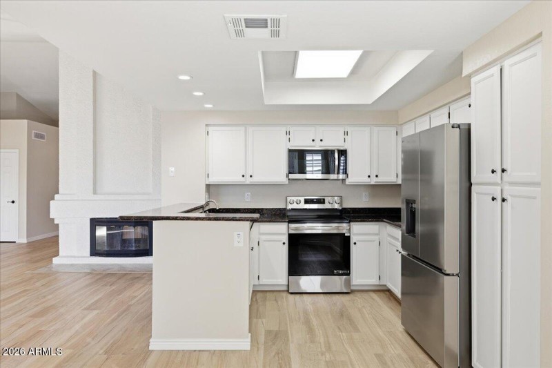 Kitchen w/ New S/S Appliances