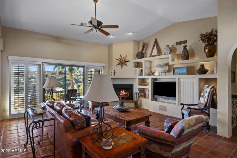 Great room/fireplace