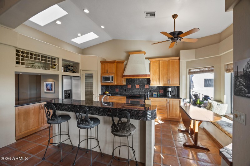 Kitchen/breakfast bar