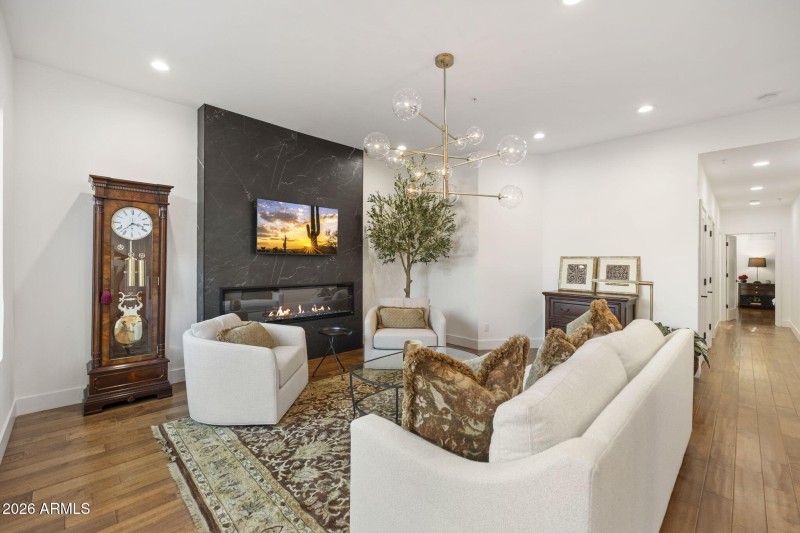 4-web-or-mls-DSCF0294