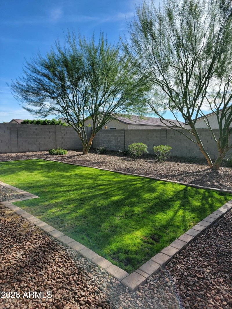 Large Grassy Back Yard!Back