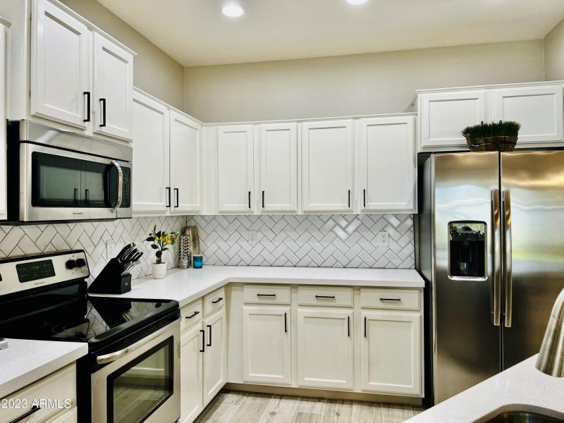 A6C3EF22-FDC2-49AC-A298-8058B06529D3