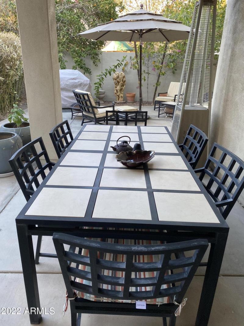 336A15C8-B208-43E4-A846-E10126A51283