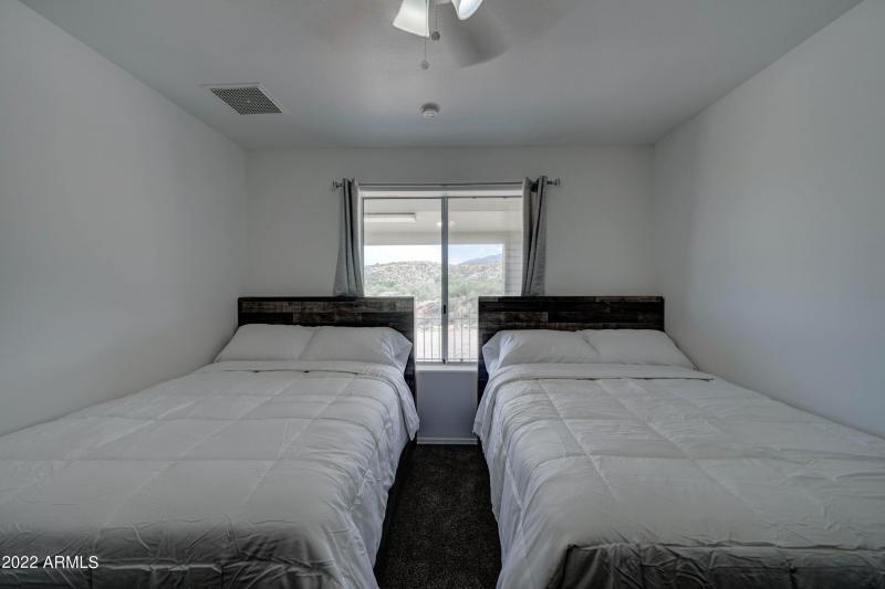 77 W Baseline Spur-23