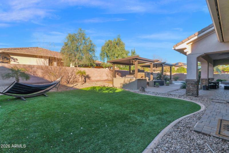 57-web-or-mls-P1448284