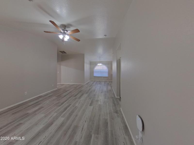 1_pc_HHpZh9A8jf_j6MQDDMjQd_layout_1