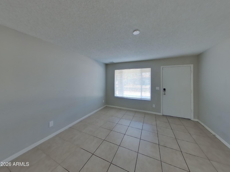 1_pc_POCtUSICwy_oNcJ3N0MLj_layout_1