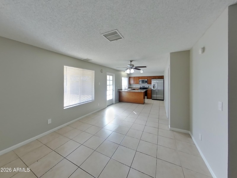 3_pc_dqiMeRCDpt_E3CfrjjklE_layout_1