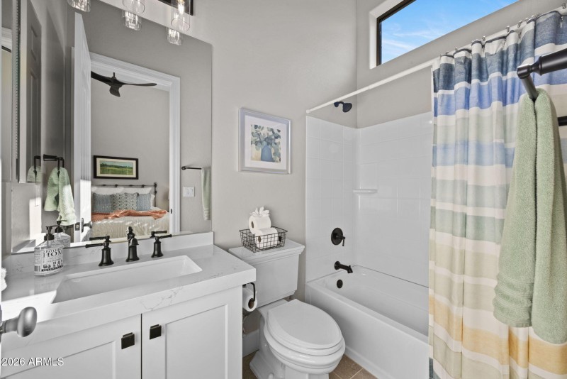 37-web-or-mls-41008-n-club-pointe-dr