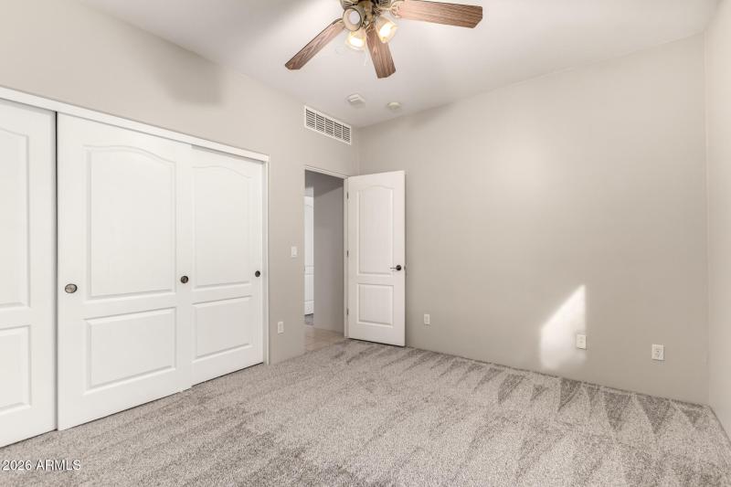 30 - Orangewood 7802