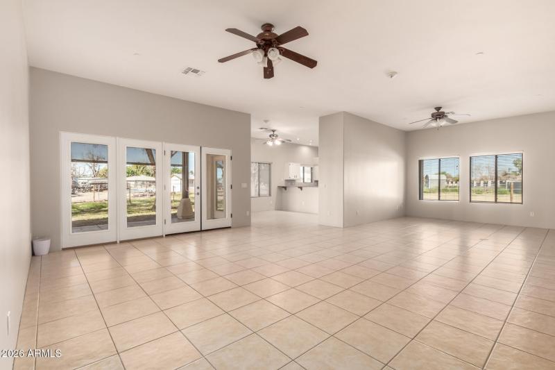 10 - Orangewood 7802