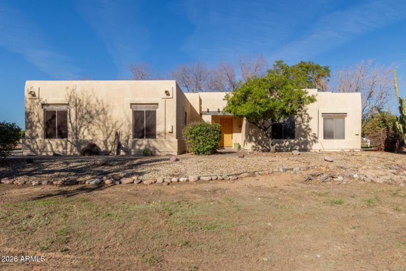 08 - Orangewood 7802