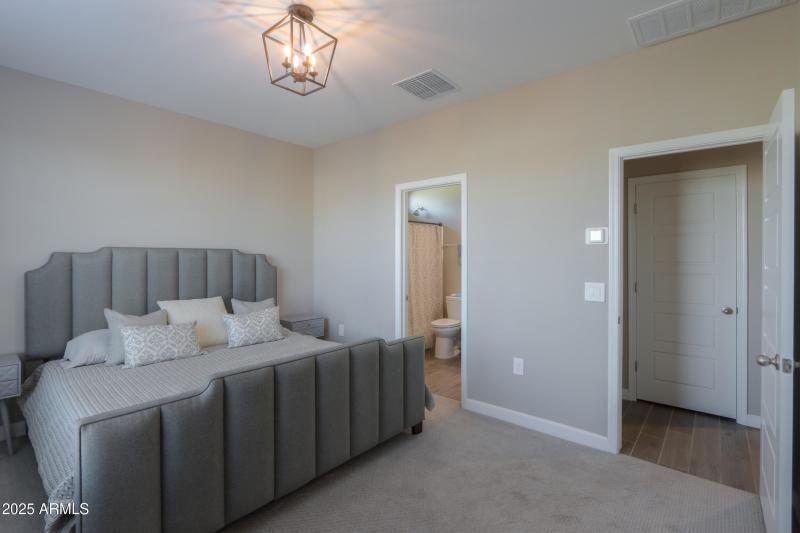 Bdroom 2 with private full bathroom