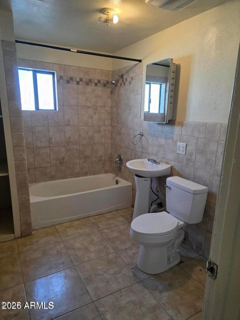 20251015215134516255000000-o