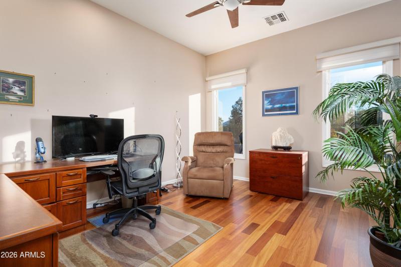 3rd Bedroom / Office